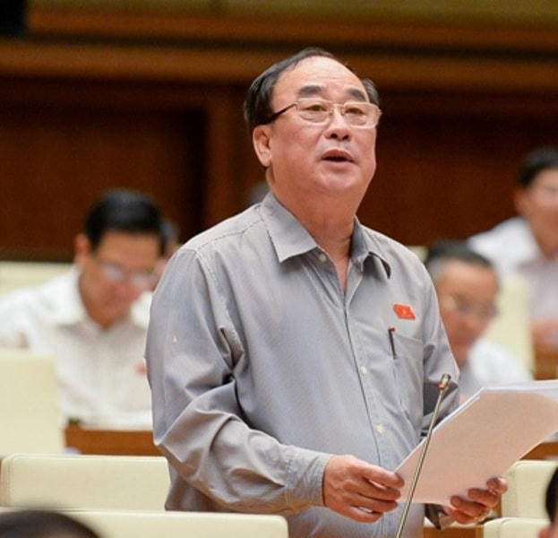 Những lùm xùm quanh một cựu Bí thư Tỉnh ủy - Bài 3: 'Đất vàng' công sản rơi vào tay doanh nghiệp như thế nào?