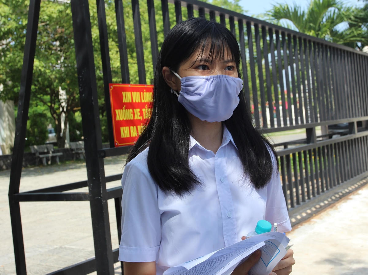 Thí sinh Nguyễn Ngọc Liên Hoa chia sẻ về đề thi môn Ngữ Văn.