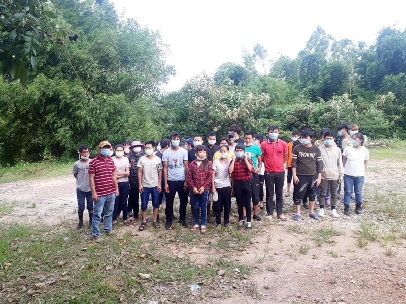 Biên phòng phát hiện, bắt giữ và đưa đi cách ly y tế 33 đối tượng nhập cảnh trái phép (ảnh CTV).