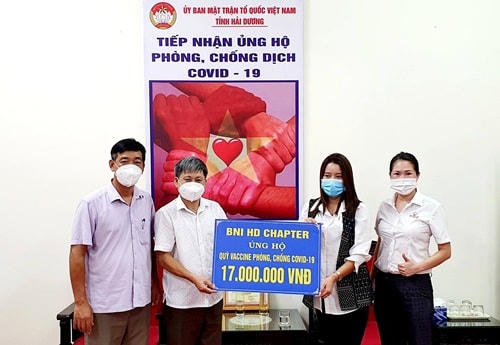 Uỷ ban MTTQ tỉnh Hải Dương tiếp nhận nhiều sự đóng góp của cơ quan, doanh nghiệp và cá nhân ủng hộ cho công tác phòng chống dịch.
