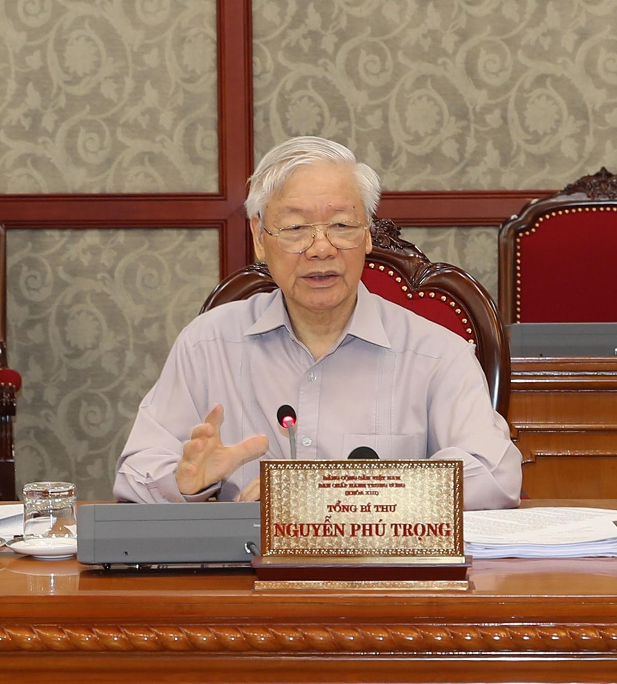 Tổng Bí thư Nguyễn Phú Trọng chủ trì và kết luận cuộc họp của Bộ Chính trị về nhiệm vụ phòng, chống dịch Covid-19 thời gian tới. Ảnh: TTXVN.