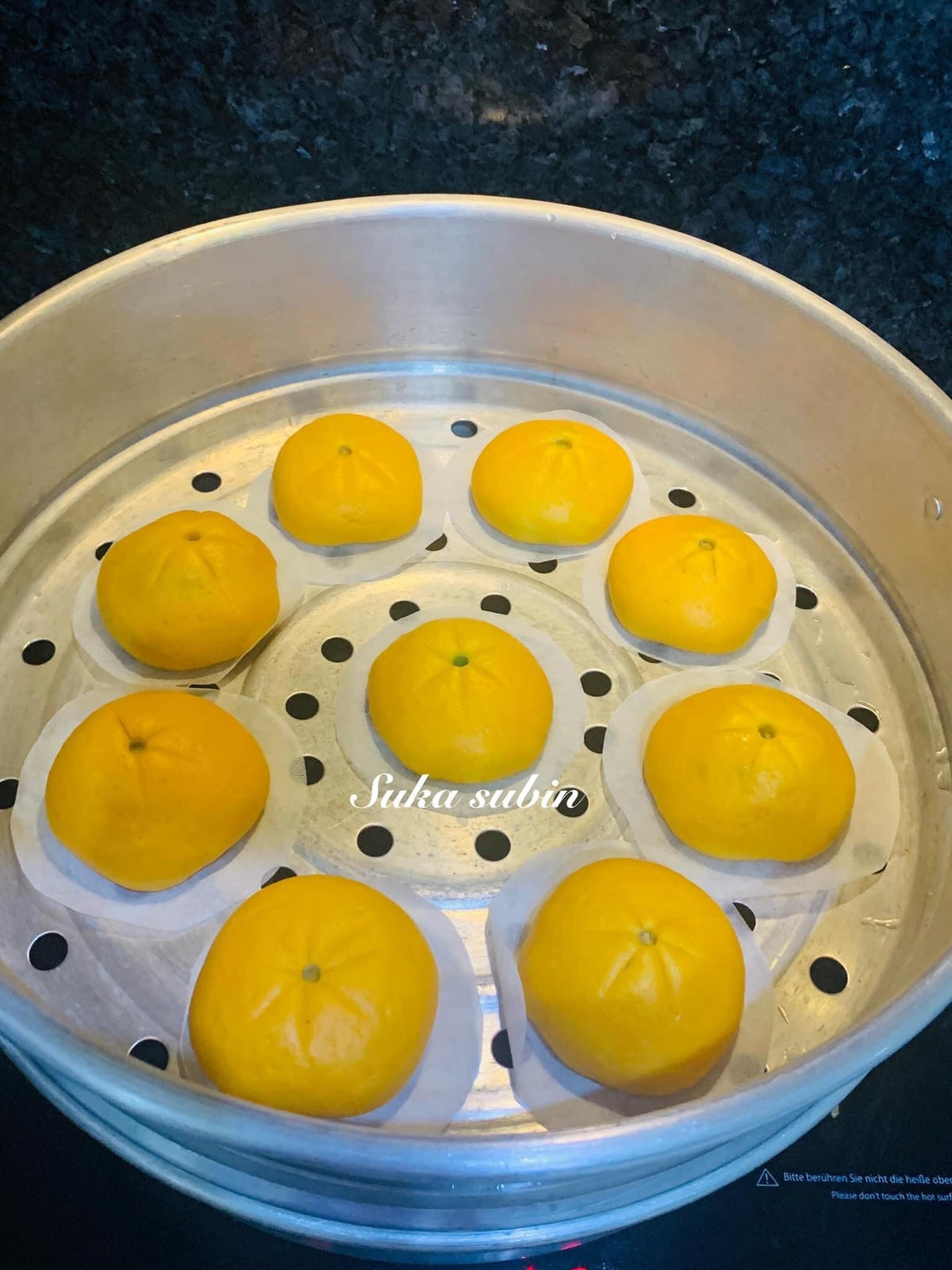 Mẻ bánh thứ 2 chị Huyền thực hiện đẹp mắt hơn nhiều so với lần 1. Ảnh: NVCC.