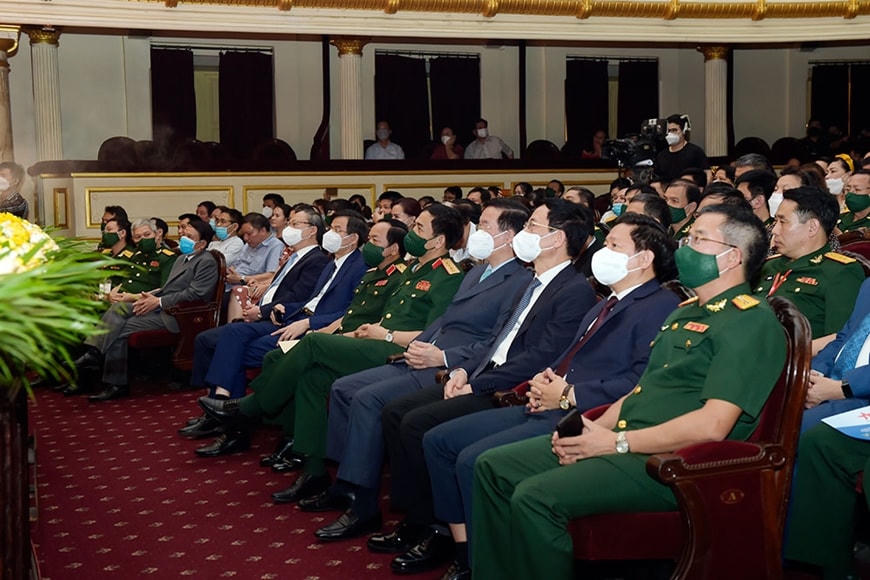 Trao giải cuộc thi viết về Bảo vệ nền tảng tư tưởng của Đảng trong tình hình mới