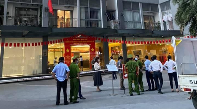 Toà nhà Park9, Khu đô thị Times City, quận Hoàng Mai, Hà Nội tạm thời được phong toả. Nguồn: Xuân Duy.