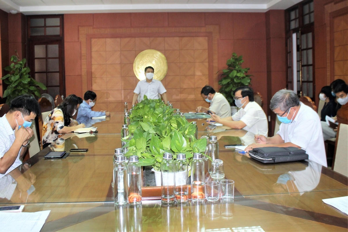Quang cảnh buổi làm việc.