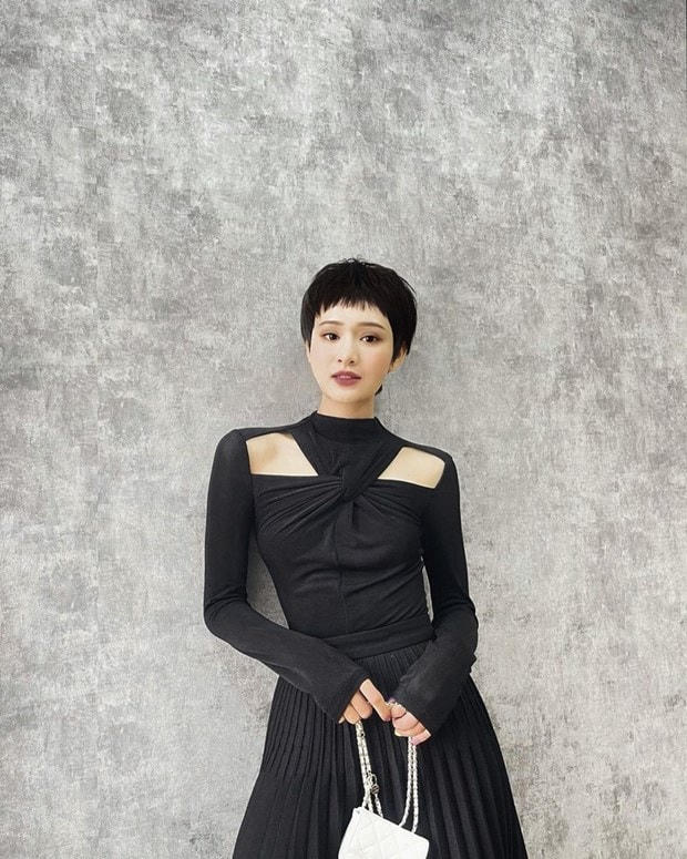 [ẢNH] Phong cách bánh bèo phủ sóng street style của dàn sao Việt