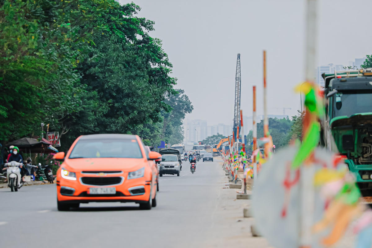 Theo Sở GTVT Hà Nội, đây là dự án sử dụng nguồn vốn tự có của đơn vị chủ đầu tư để khắc phục tình trạng thường xuyên ngập úng, ùn tắc giao thông trên tuyến đường đường gom, hầm chui Đại lộ Thăng Long.