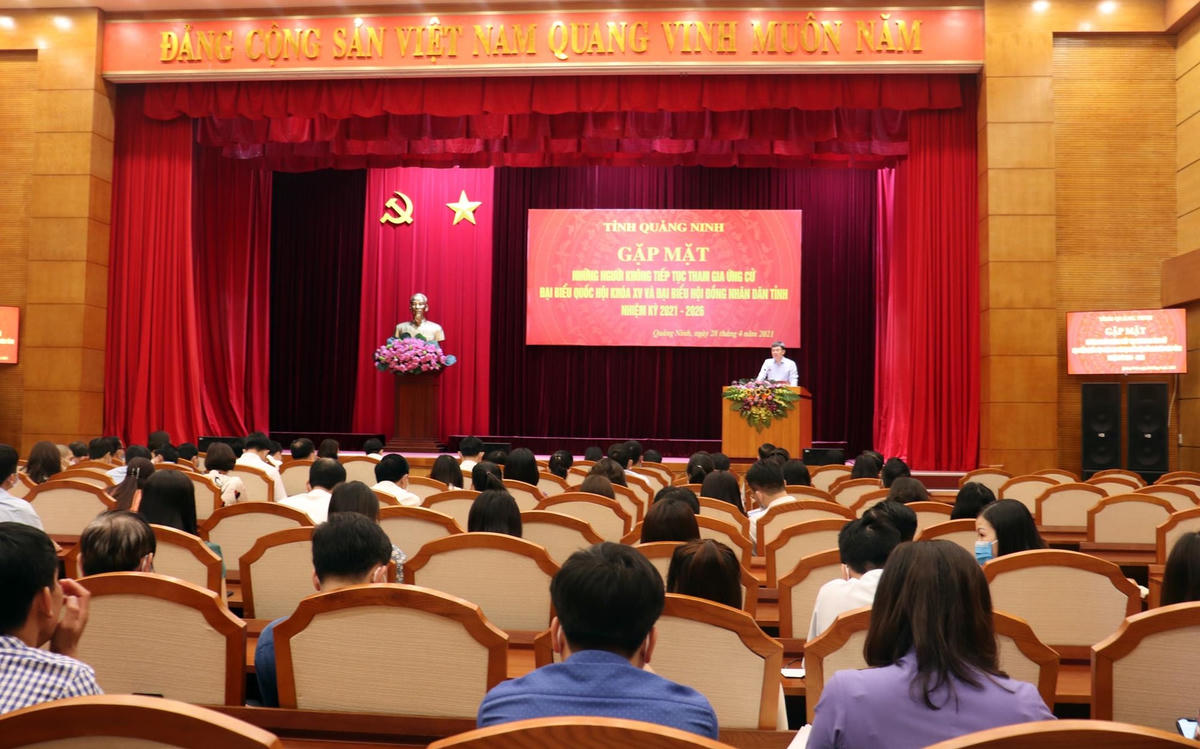 Quang cảnh hội nghị.