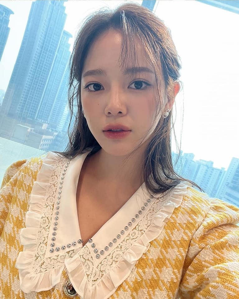 Kim Se Jeong luôn hết mình vì công việc để đạt được thành công như hiện tại. 