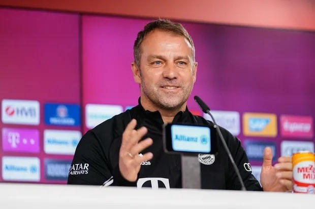 Sau trận đấu, HLV giành cú ăn 6 không tiền khoáng hậu với Bayern mùa giải 2019-2021 phát ngôn chính thức: "Tôi đã nói với đội bóng hôm nay rằng tôi muốn chấm dứt hợp đồng của mình vào cuối mùa giải!" (Ảnh: Fcb.com).