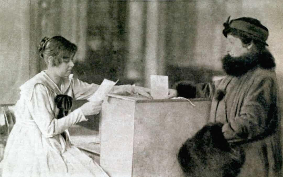 Phụ nữ Nga được trao quyền bầu cử vào năm 1918.