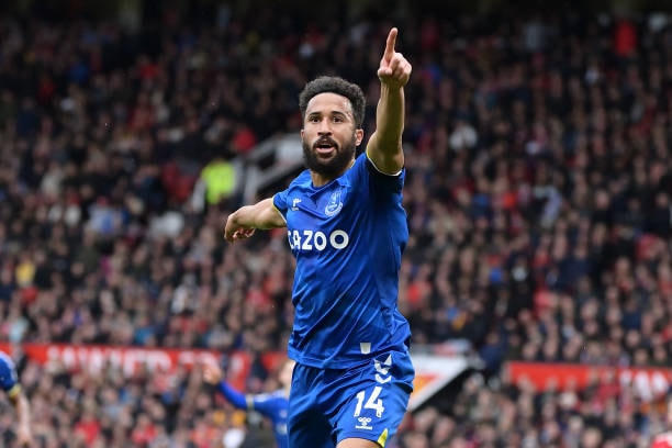 Townsend gỡ hòa cho đội khách.