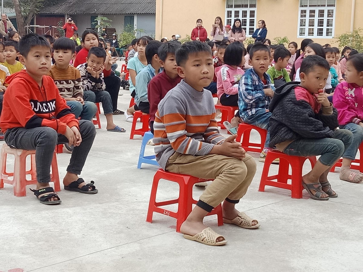 ‘Chia sẻ, kết nối yêu thương mang Tết đến mọi nhà’