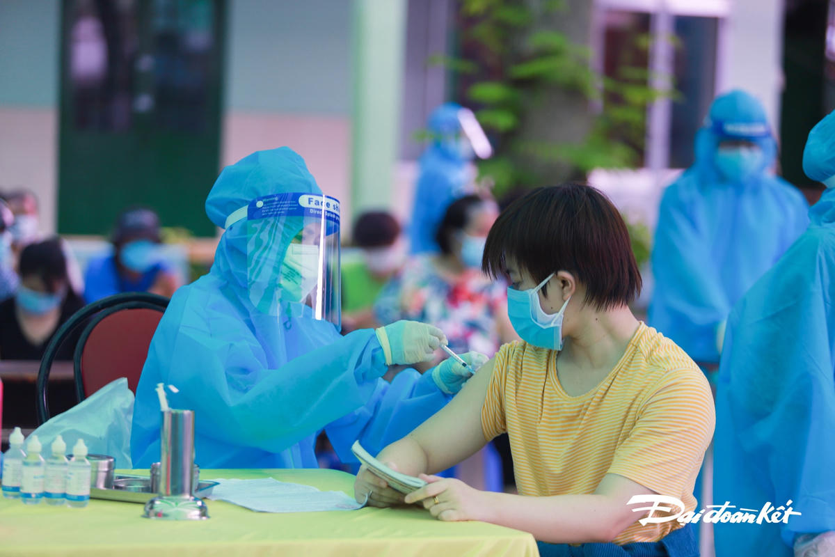 Nhìn chung, người dân rất hài lòng và tin tưởng loại vaccine này.