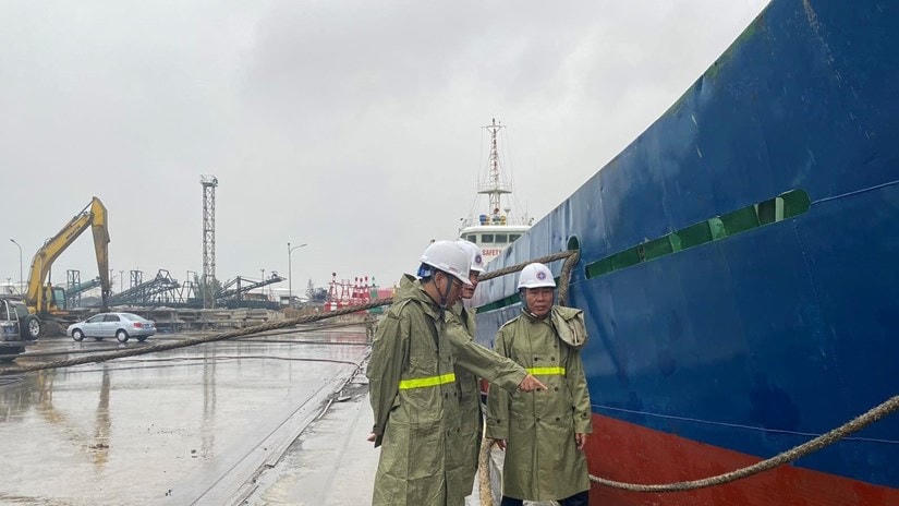 Ông Nguyễn Xuân Sang, Cục trưởng Cục Hàng hải Việt Nam yêu cầu các đơn vị tuyệt đối không được chủ quan, tận dụng triệt để các kinh nghiệm phòng chống bão. (Ảnh: CTV/Vietnam+).