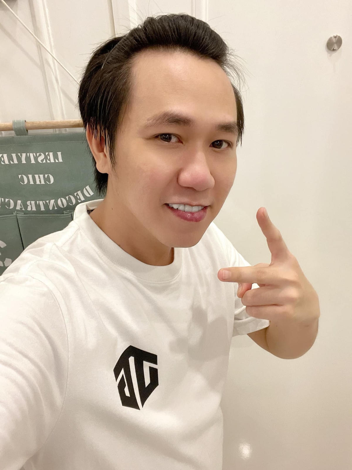 Hình ảnh mới nhất của Anh Đức.