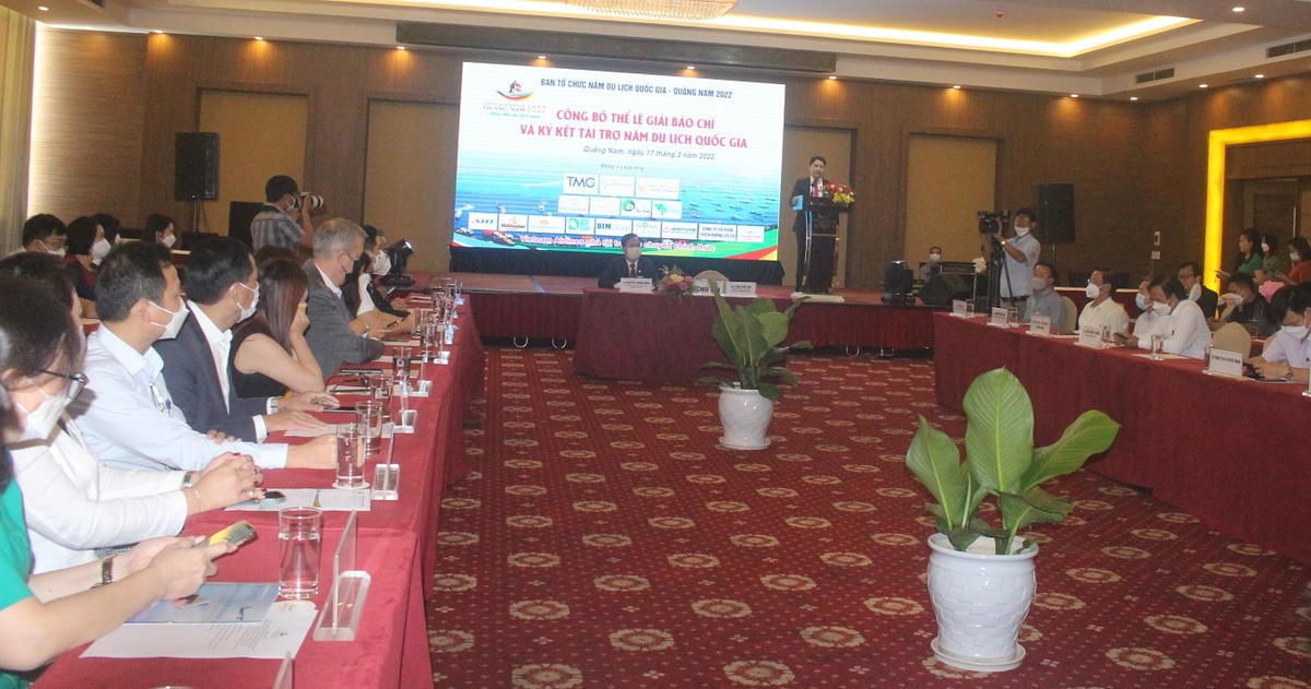 Quang cảnh buổi công bố thể lệ giải thưởng báo chí Năm Du lịch Quốc gia - Quảng Nam 2022.