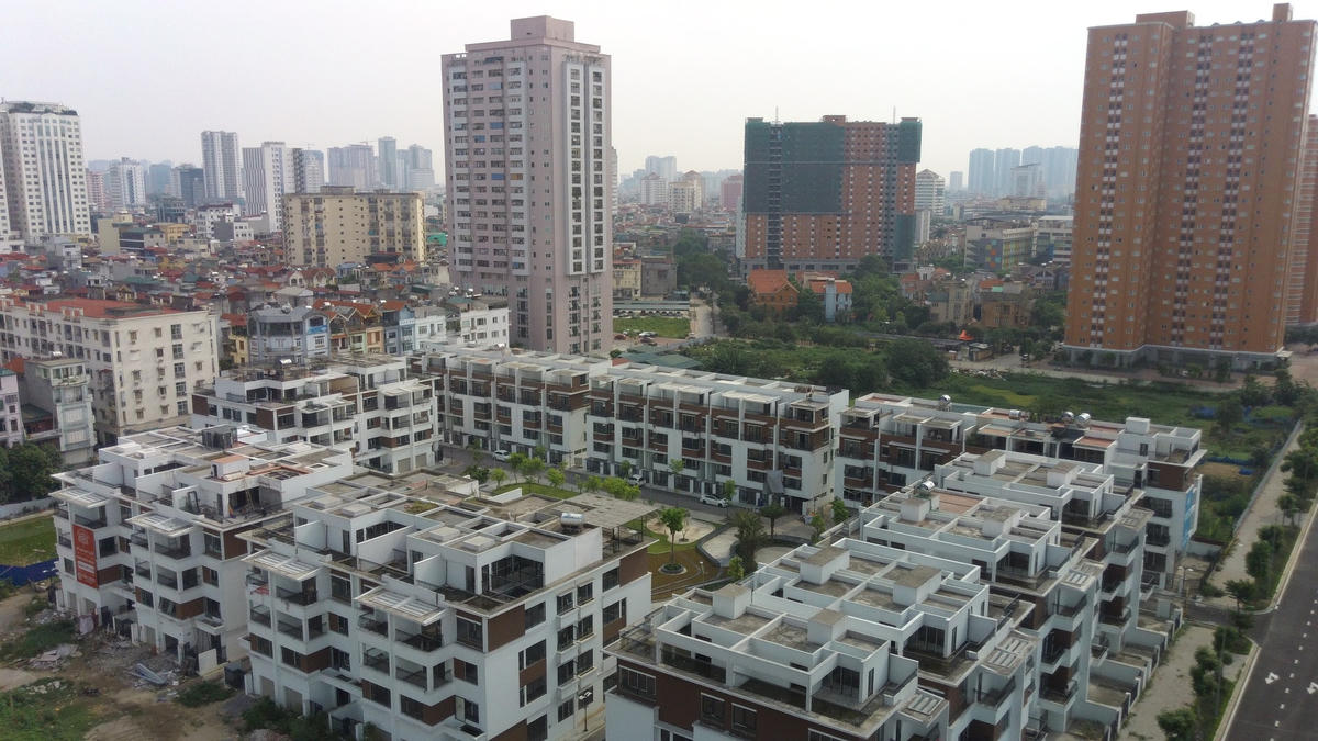 Tín dụng vào bất động sản sẽ được siết lại.   Ảnh: quang vinh.