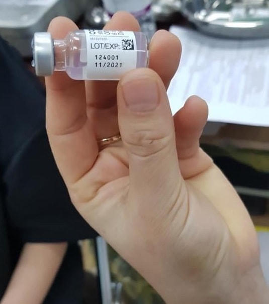 Nhiều học sinh được tiêm vaccine của 2 lô này mà không được thông báo gì trước đó.
