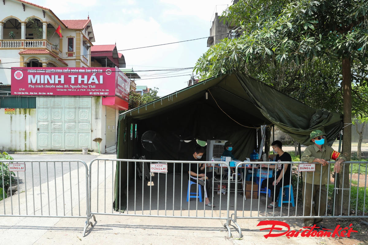[ẢNH] Kim Sơn: Người dân, cán bộ, … cùng ‘gồng mình’ chống dịch