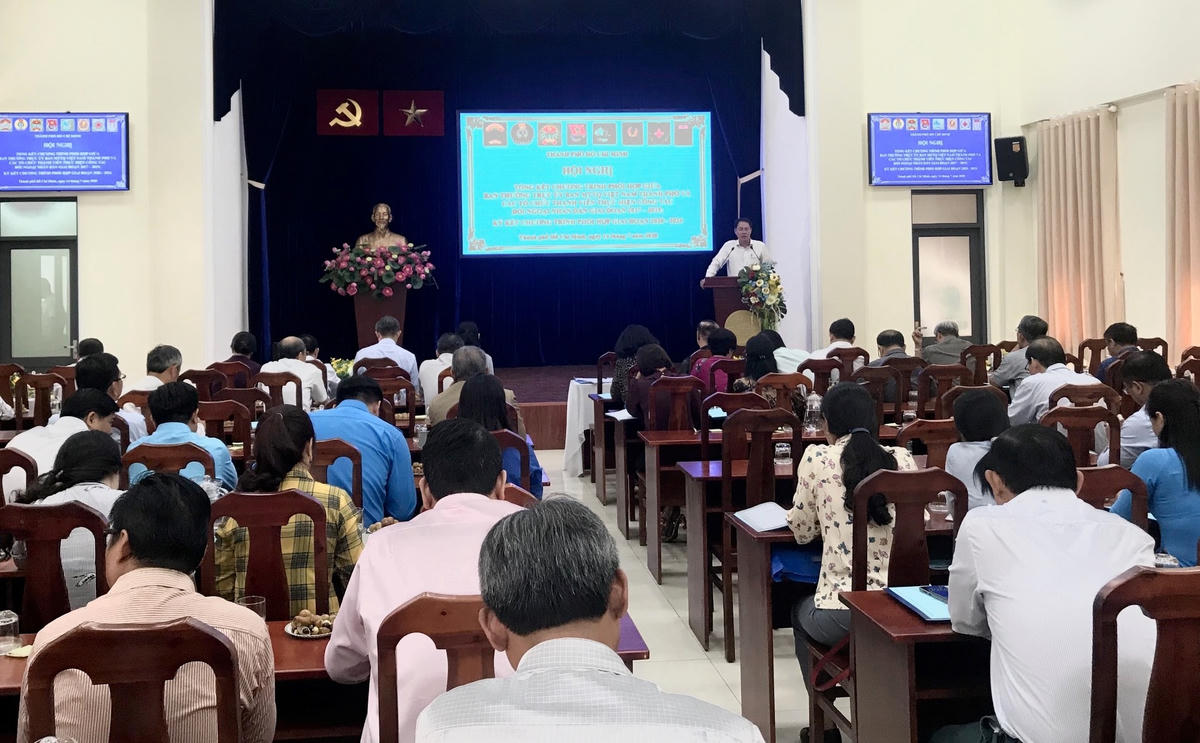Quang cảnh hội nghị.