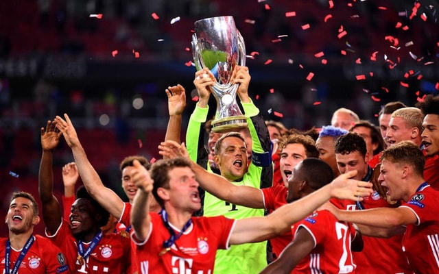 Màn ăn mừng của các cầu thủ Bayern Munich.