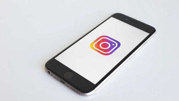 Nhiều người dùng Instagram không thể cập nhật được nội dung. Ảnh: ABC10.  