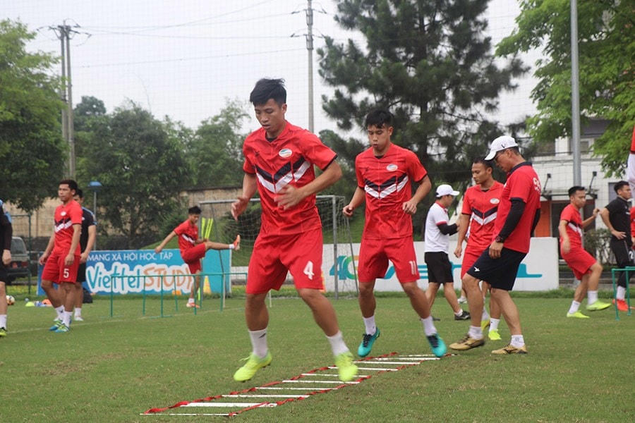 Tăng cường luyện tập cho đợt thi đấu dài sắp tới.