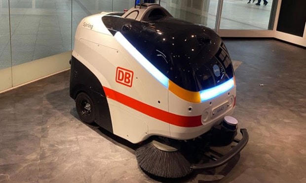 Robot Manni 'có thể' quét sạch virus gây bệnh Covid-19