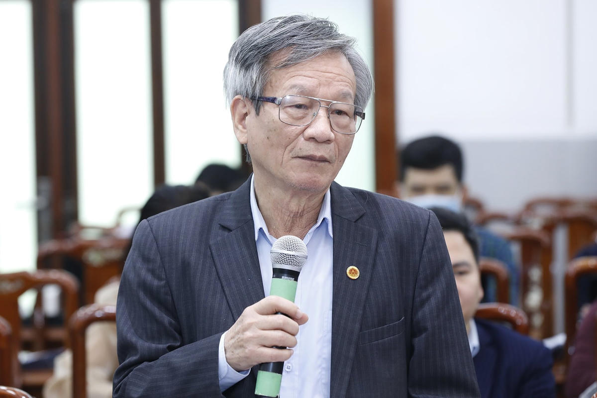 Ông Lê Truyền, Ủy viên Đoàn Chủ tịch UBTƯ MTTQ Việt Nam phát biểu tại Hội nghị.