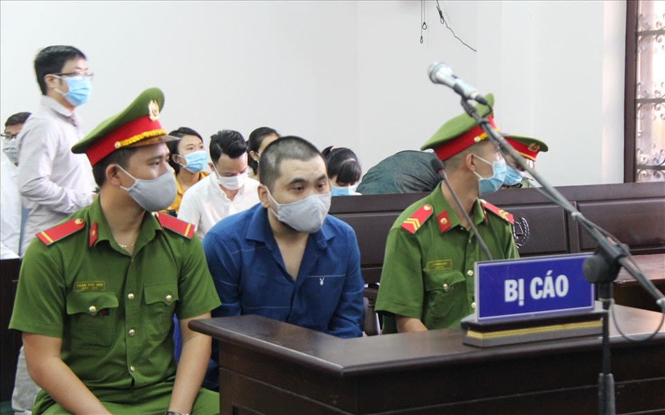 Bị cáo Nguyễn Trần Hoàng Phong tại tòa.