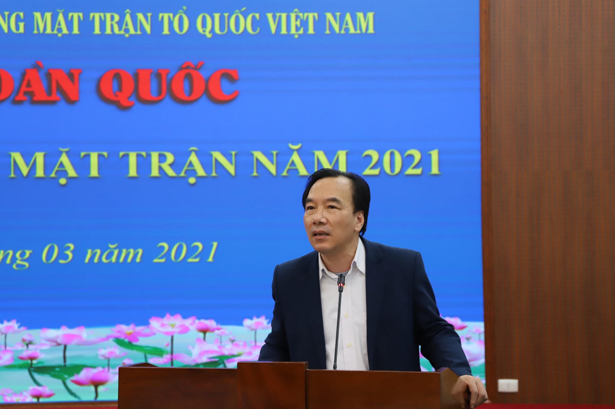 Phó Chủ tịch Ngô Sách Thực phát biểu tại Hội nghị.