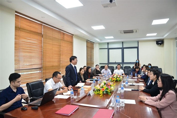 TS Nguyễn Lê Cường, Phó Hiệu trưởng Trường Đại học Điện lực phát biểu tại Lễ ký kết.