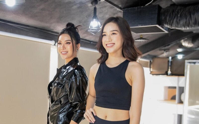 Minh Tú dẫn dắt Đỗ Thị Hà. 
