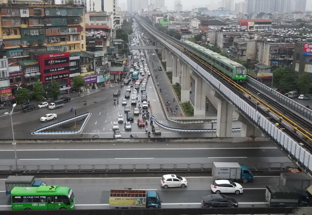 Tàu trên cao sẽ là một giải pháp giúp cho giảm tải ách tắc giao thông nội đô.