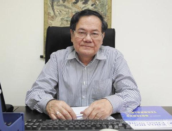 GS Đặng Ứng Vận.