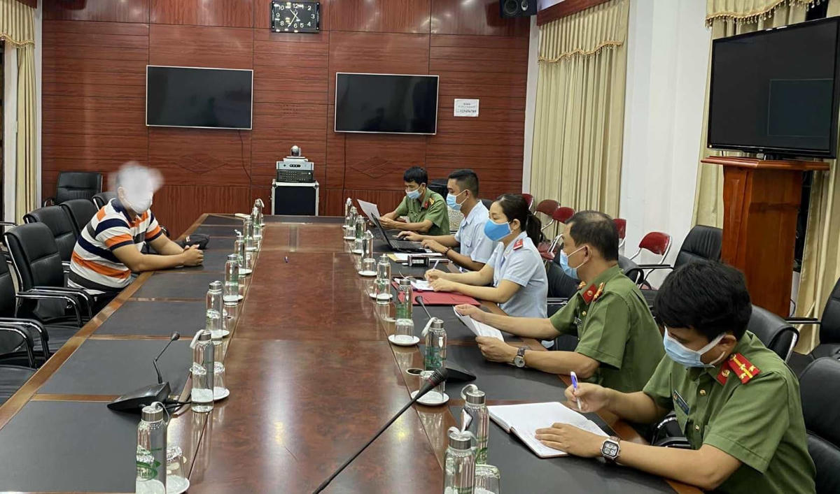 Cơ quan chức năng đã triệu tập anh B. đến làm việc về hành vi đăng tải thông tin sai sự thật trên Facebook.