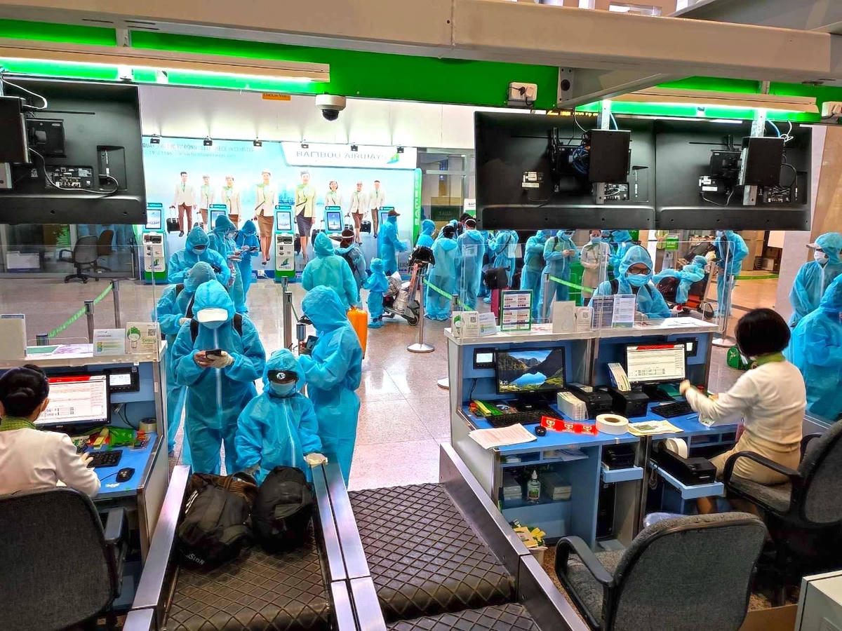Hà Tĩnh tổ chức 5 chuyến bay đưa khoảng 1.000 người về quê.