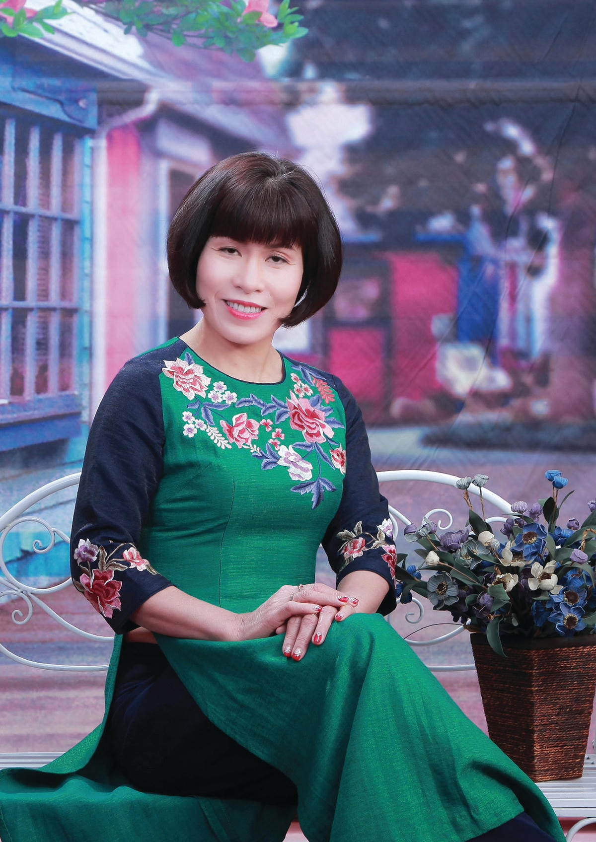 Bà Phan Thị Bích Thiện.  