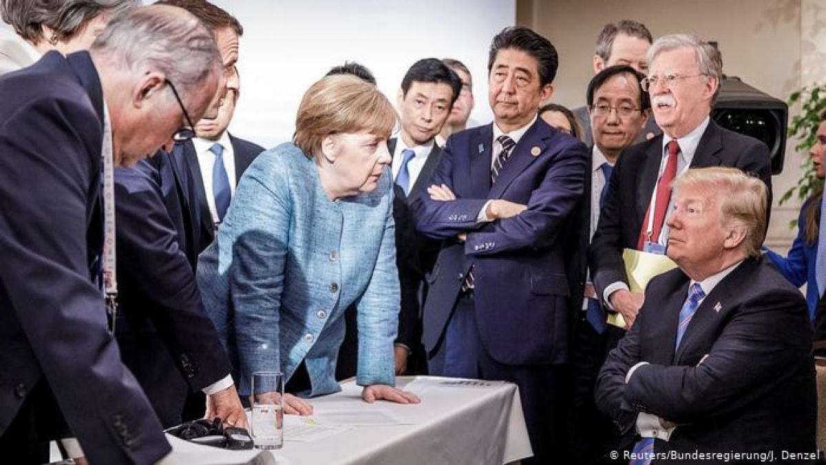 Bà Angela Merkel đối mặt với Tổng thống Mỹ Donald Trump tại Hội nghị Thượng đỉnh G7 (Canada, năm 2018).
