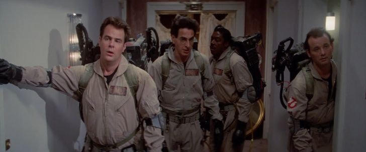 Ghostbusters được coi là một trong những bom tấn thành công nhất thập niên 80 của thế kỷ trước. Và bộ trang phục của dàn nhân vật chính trên phim cũng theo đó mà trở nên phổ biến với các khán giả.