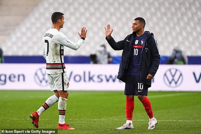 Juventus gây sốc với kế hoạch đổi C.Ronaldo lấy Mbappe