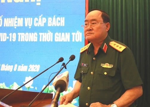 Thượng tướng Trần Đơn chủ trì hội nghị.