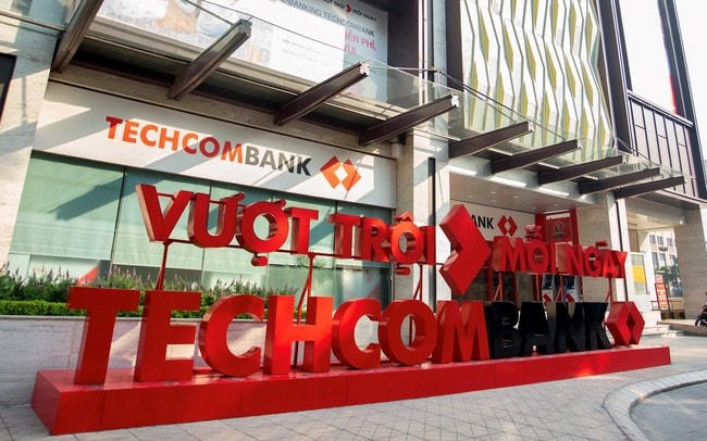 Techcombank báo lãi trước thuế 6.800 tỷ đồng trong quý 1/2022, CASA vẫn cao kỷ lục. Về chất lượng tài sản, tỷ lệ nợ xấu cuối quý 1 của ngân hàng ở mức thấp chỉ 0,7%, tỷ lệ bao phủ nợ xấu đạt 160,8%.