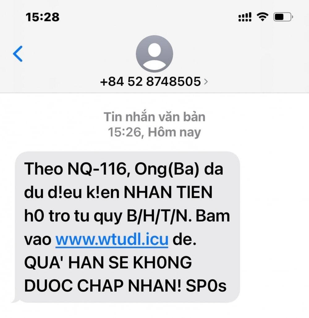 Thời gian qua, nhiều đối tượng đã gửi tin nhắn nhằm lừa đảo, chiếm đoạt tiền từ tài khoản cá nhân người dân.