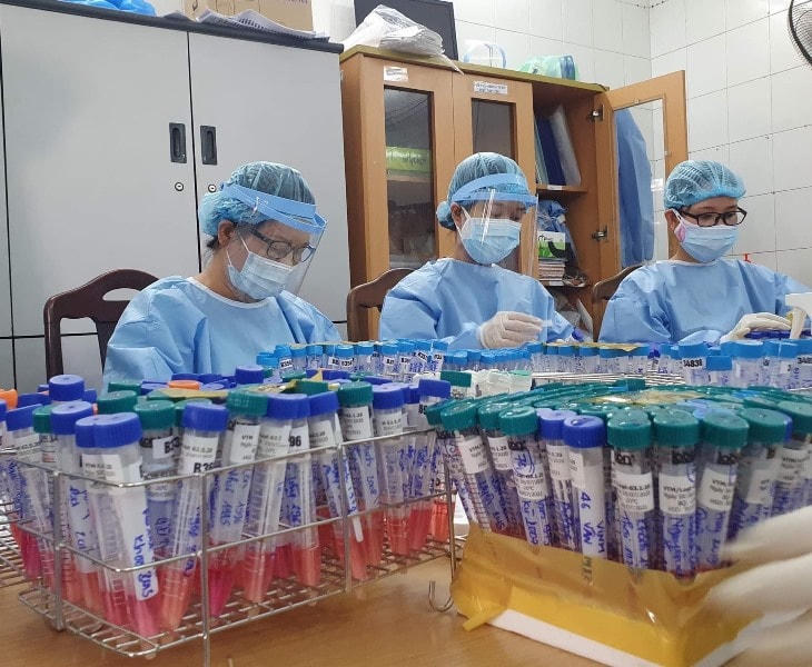 11 mẫu bệnh phẩm do CDC Đà Nẵng gửi ra Viện Vệ sinh dịch tễ Trung ương đều có nguồn gốc chủng virus Anh trong khi mẫu bệnh phẩm của nguyên Giám đốc Hacinco Nguyễn Văn Thanh mang chủng virus Ấn Độ. Nguồn: CDC Đà Nẵng.