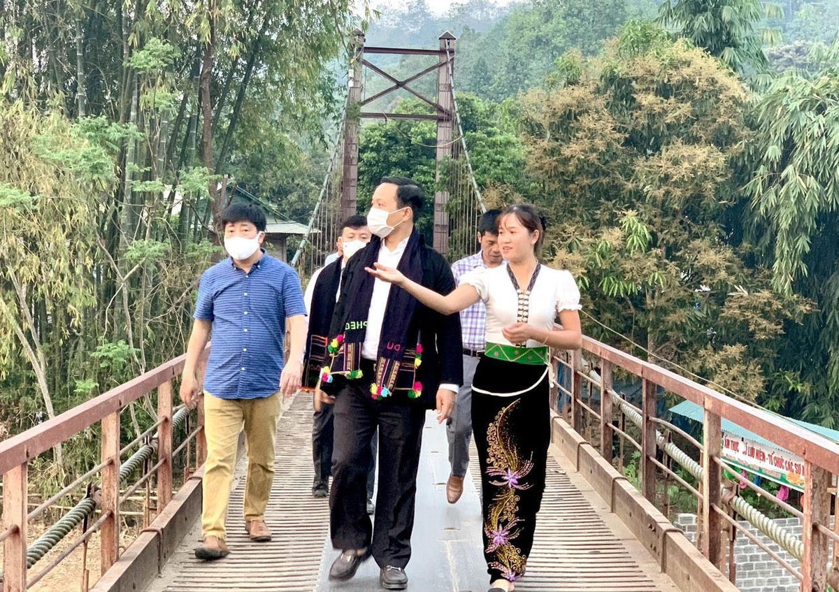 Giới thiệu du lịch Vàng Pheo.