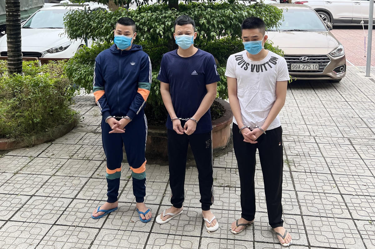 Bị khiêu khích, 3 thanh niên dẫn theo nhiều 'chiến hữu' lao vào ẩu đả với nhóm giang hồ ở TP Thanh Hóa.