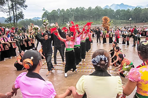 Vào 15 tháng giêng hàng năm là thời điểm tổ chức lễ hội rước Đất rước Nước cổ truyền của người dân Bắc Hà.