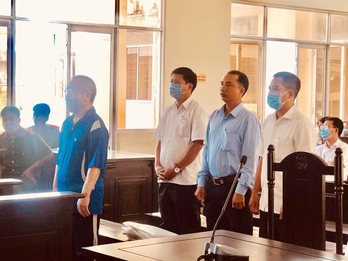 Bùi Quang Ánh và 3 thuộc cấp hầu toà.